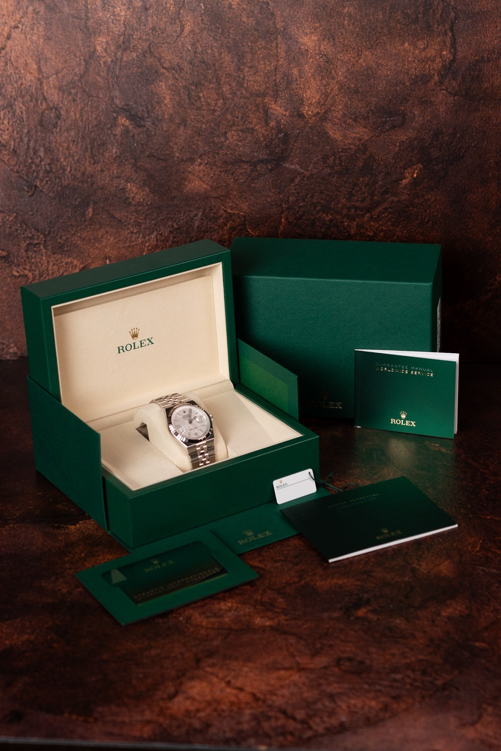 Rolex Land-Dweller 40 – White Honeycomb Dial | Ref. 127334