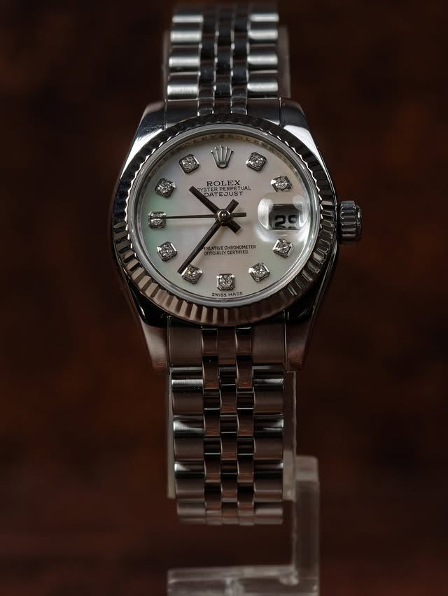 Rolex Lady-Datejust 26 — Mother of Pearl Diamond Dial