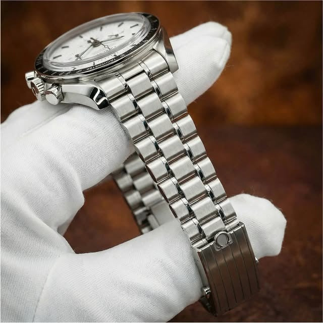 Omega Speedmaster Moonwatch Professional — White Dial