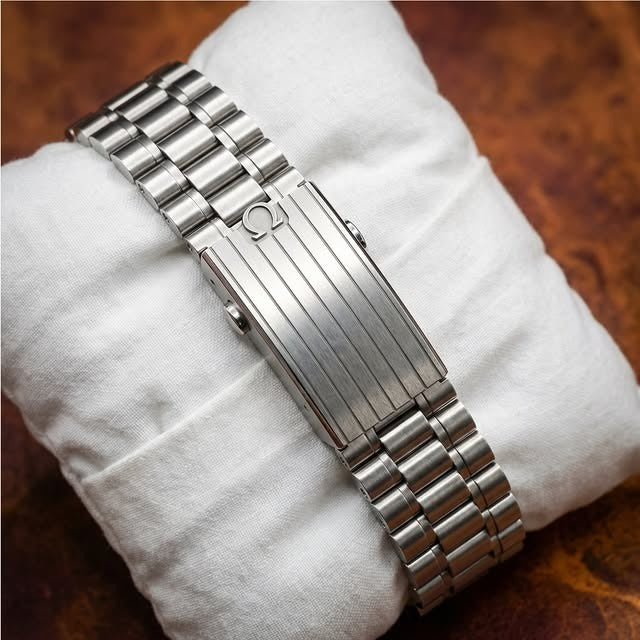 Omega Speedmaster Moonwatch Professional — White Dial