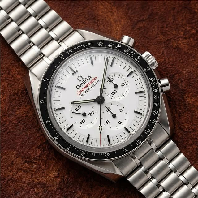 Omega Speedmaster Moonwatch Professional — White Dial